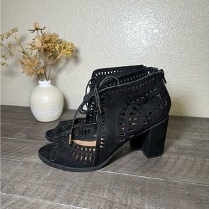 Buckle Summer Heals, Size 8